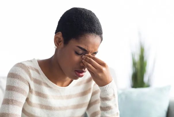 Working from home with migraine can be challenging. Learn how remote workers manage migraine triggers, improve productivity, and create healthier work environments.